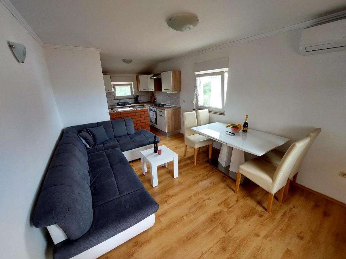 Galižana Apartman Zeljo מראה חיצוני תמונה