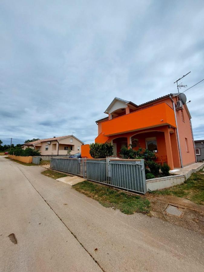 Galižana Apartman Zeljo מראה חיצוני תמונה
